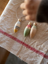 Grapat Winter Sparkles No. 6. Holzspielzeug für fantasievolles, freies Spiel und Dekoration