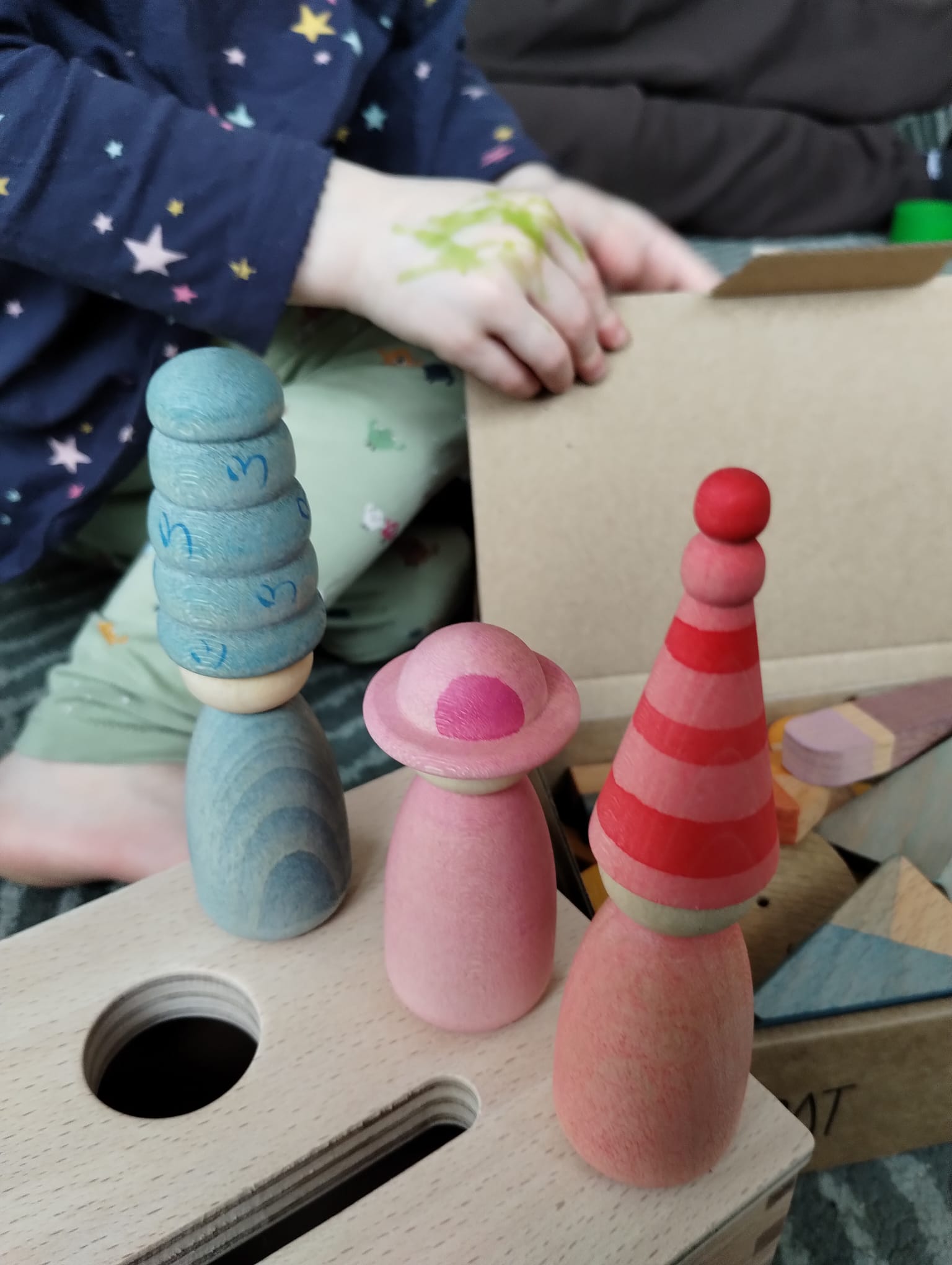 Im Räuberfuchs finden sich vielfältige Spielwaren zum kreativen Spielen