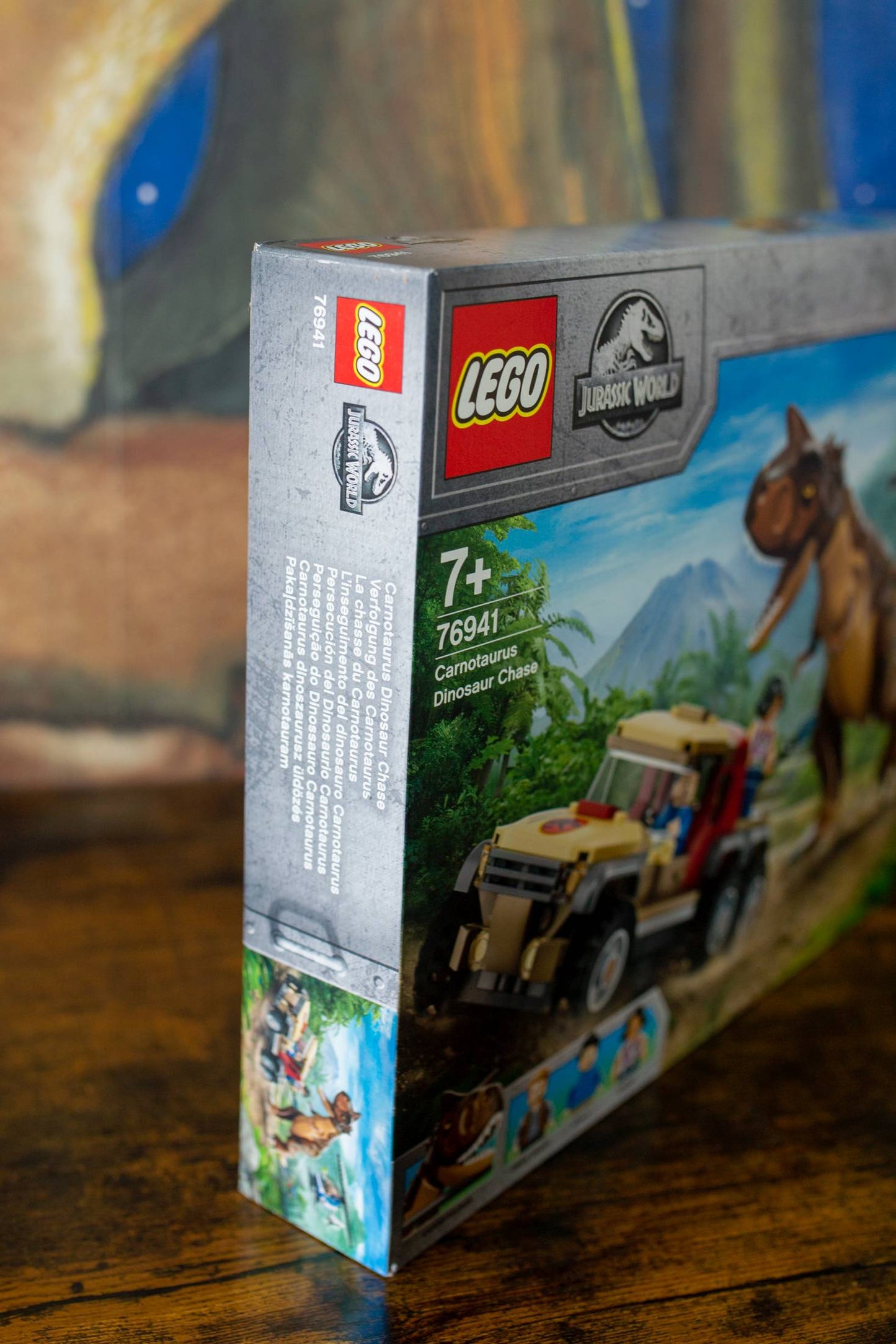 LEGO® Jurassic World Verfolgung des Carnotaurus (76941)