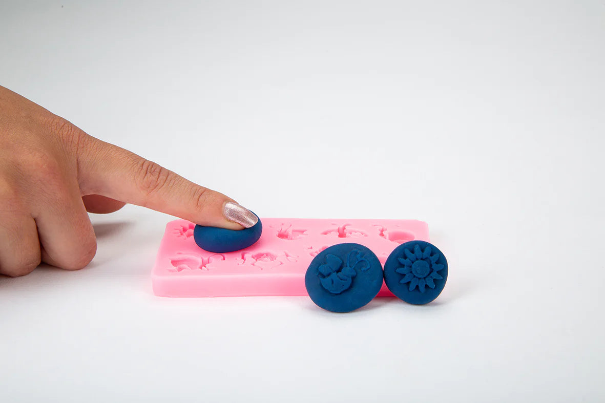 KNETÄ Silikonförmchen *Insekten" – Räuberfuchs KNETÄ Silikonförmchen *Insekten" – Räuberfuchs